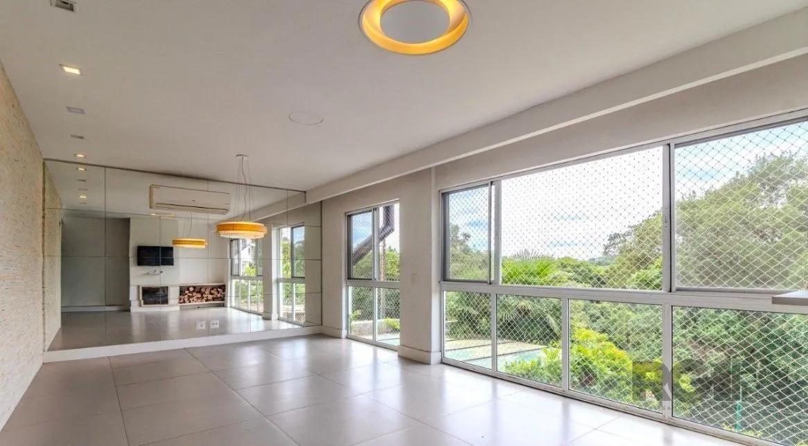 Imagem Casa em Condomínio com 04 Quartos - 4 vagas, 200,36 m² de área privativa - LOMBA DO PINHEIRO