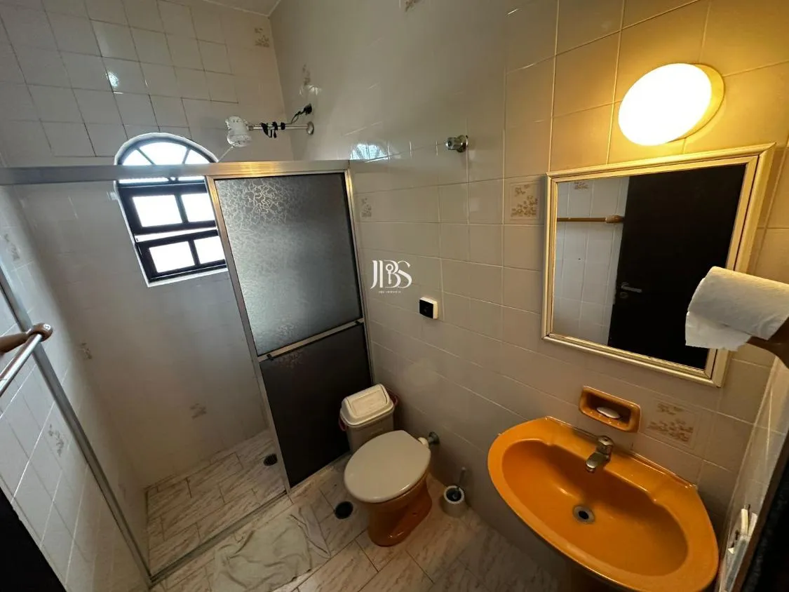 Imagem CASA TÉRREA COM PISCINA E EDÍCULA ASSOBRADADA A 100 METROS DA PRAIA SUARÃO ITANHAÉM