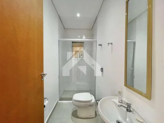 Imagem Casa de Condomínio em Chácara Moinho Velho - Carapicuíba