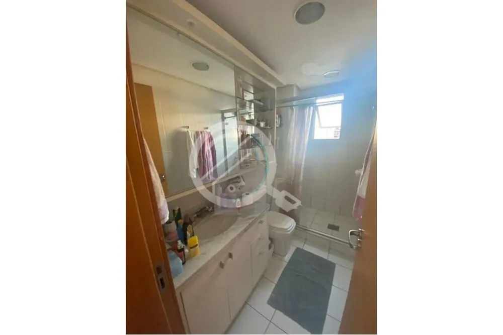 Imagem Apartamento 3 dormitórios, sendo 1 suíte, com 2 vagas. More no excepcional Edifício Personal Towe...