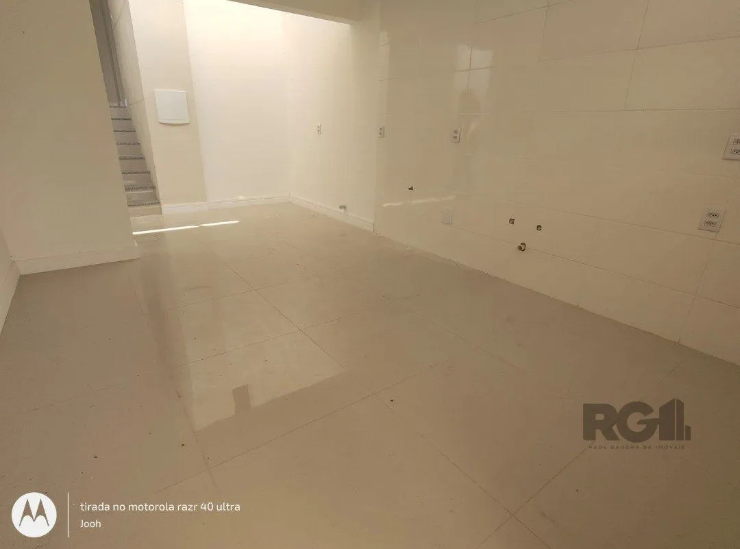 Imagem Casa em Condomínio fechado com 3 dormitórios no bairro Vila Nova em Porto Alegre, RS