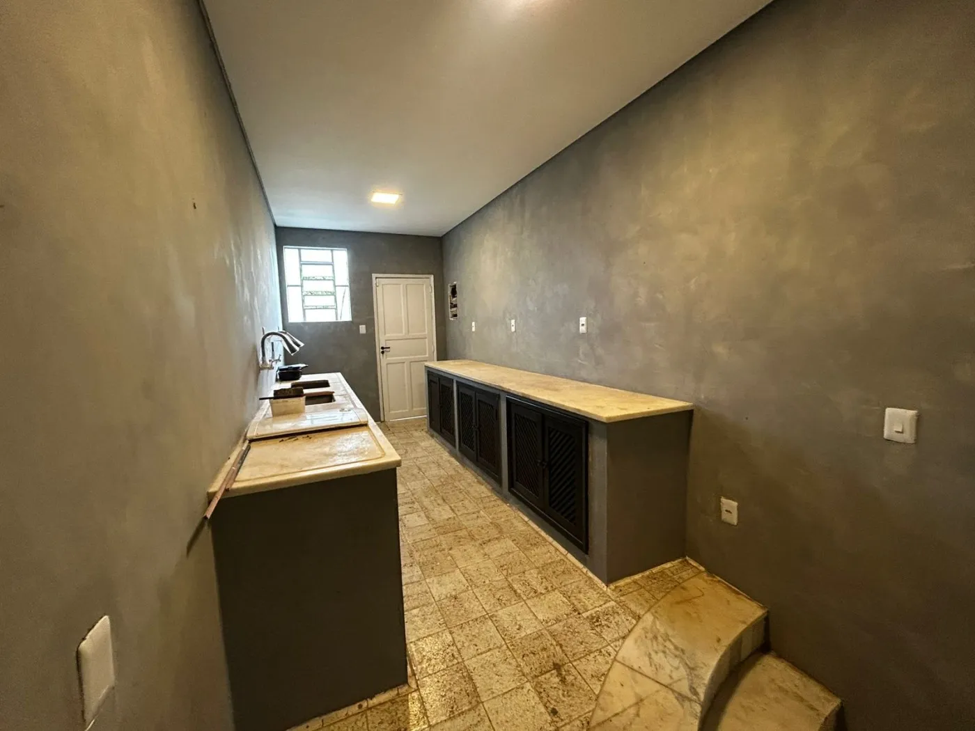 Imagem Casa para Venda em Petrópolis / RJ no bairro Fazenda Inglesa