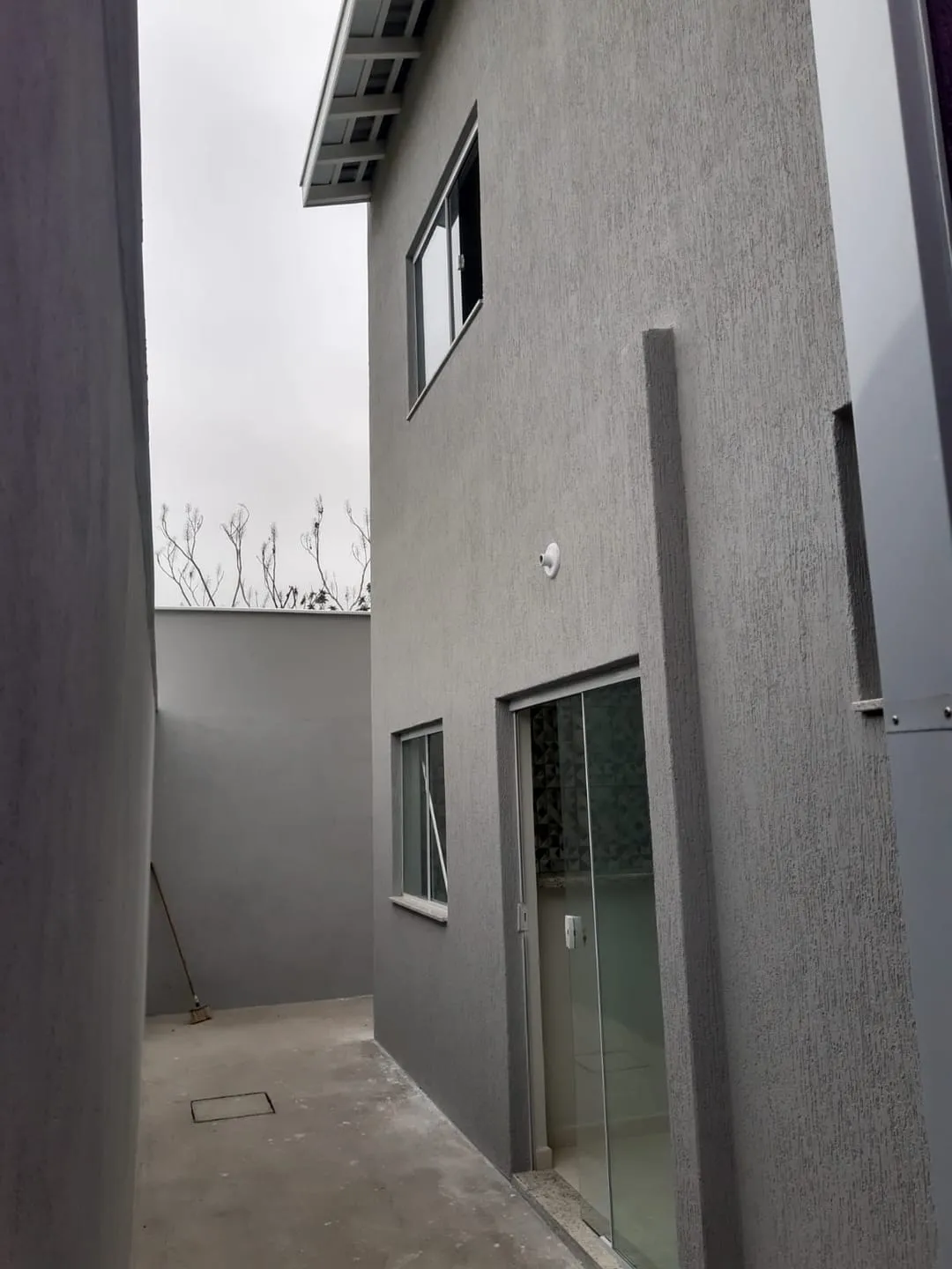 Imagem Casa à venda 2 Quartos, 1 Suite, 2 Vagas, 125M², Residencial e Comercial Portal dos Eucaliptos, Pindamonhangaba - SP