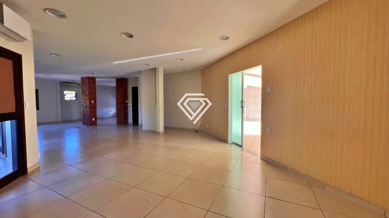 Imagem Sobrado com 398 m² para Locação na 204 Sul