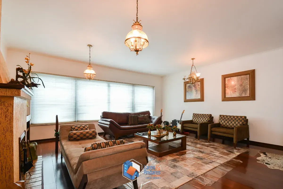 Imagem Casa para venda em Bosque da Saúde com 3 quartos, sendo 1 suíte, 349m²