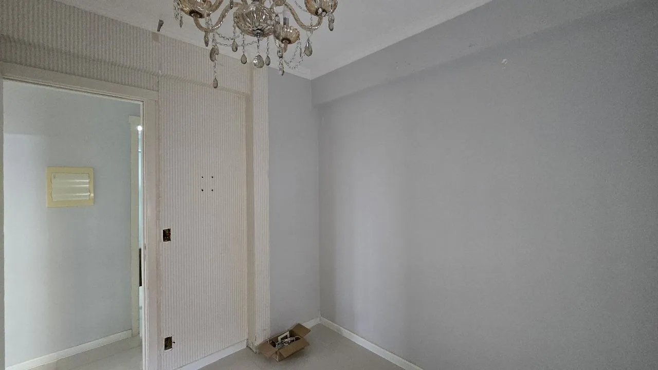 Imagem Apartamento à venda em Porto Alegre, Santo Antônio, com 3 quartos, 79m2