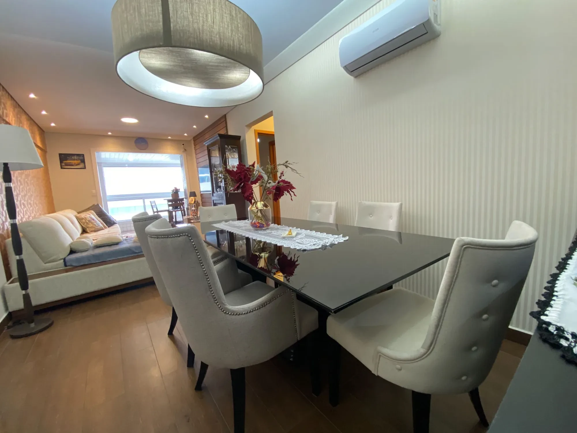 Imagem Apartamento com 2 Quartos à Venda, 90 m² em Ocian - Praia Grande