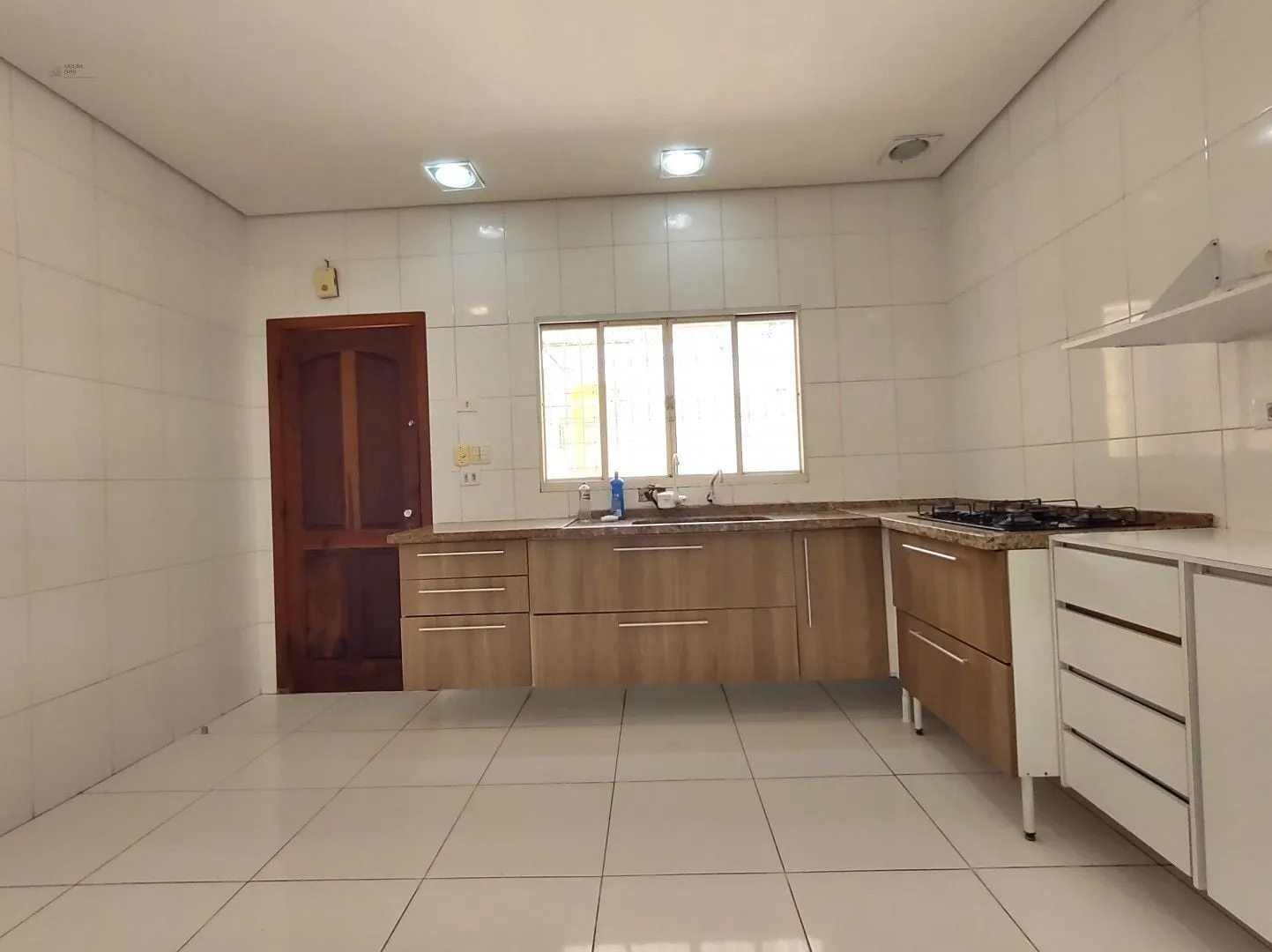 Imagem Excelente Casa ( Sobrado) na Vila Madalena para modernização em terreno de 550m²