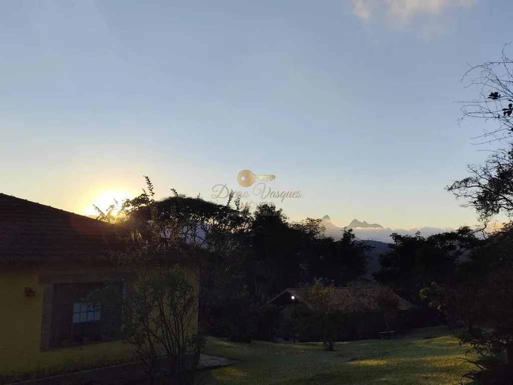 Imagem Casa para Venda em Teresópolis / RJ no bairro Jardim Salaco