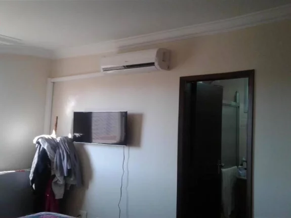 Imagem Apartamento contendo 2 quartos com armário embutido sendo 1 suite, sala 2 ambientes de estar e jant...