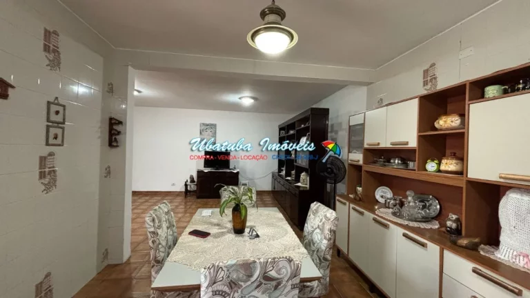 Imagem Casa em excelente localização em corredor comercial