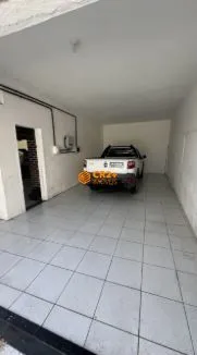 Imagem Casa à venda em Candeias - 180 m², 3 quartos e mais de 5 vagas