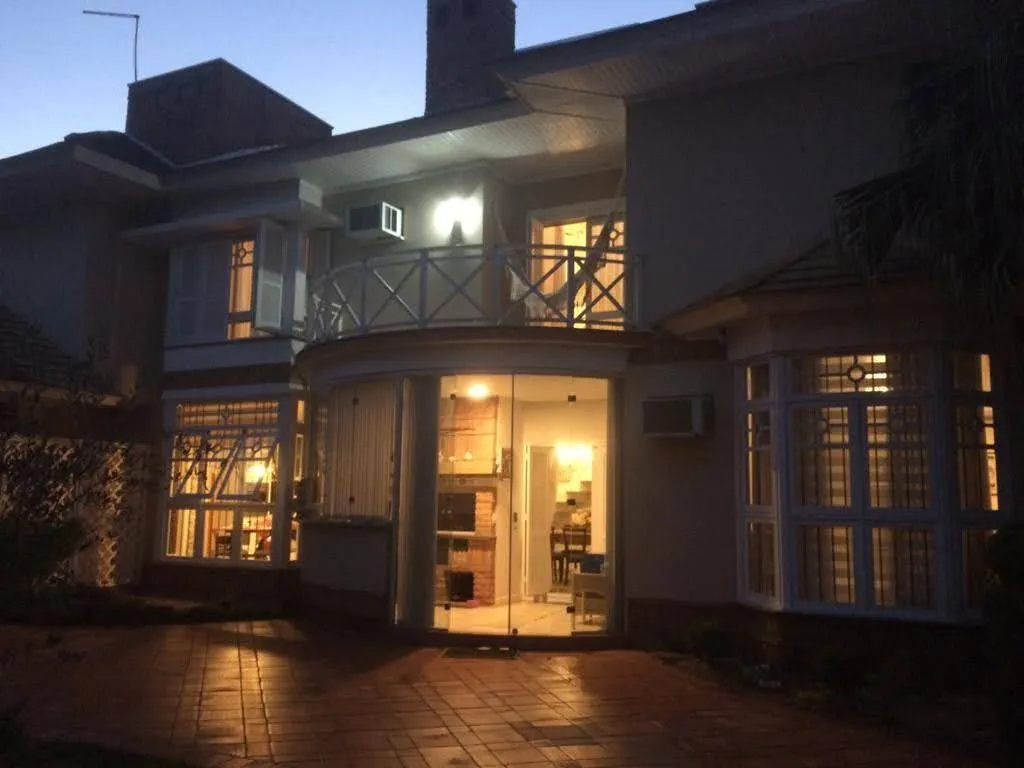 Imagem Excelente sobrado 242m²/3dormitórios/Moinhos de Vento/Canoas