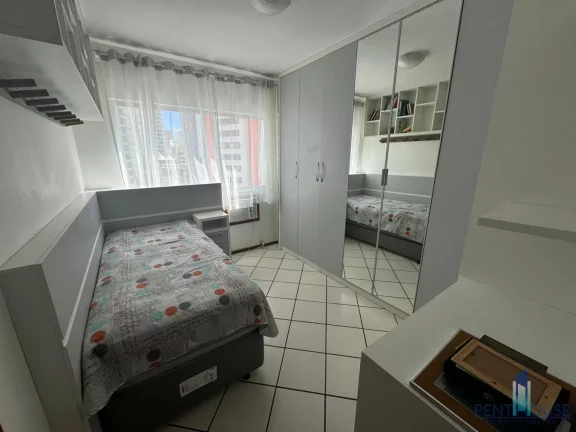 Imagem Apartamento Quadra Mar para Venda em Balneário Camboriú, CENTRO, 2 dormitórios, 1 suíte, 2 banheiros, 1 vaga