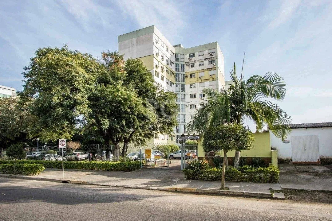 Imagem Apartamento de 2 dormitórios e 1 vaga de garagem no bairro Cristal.
