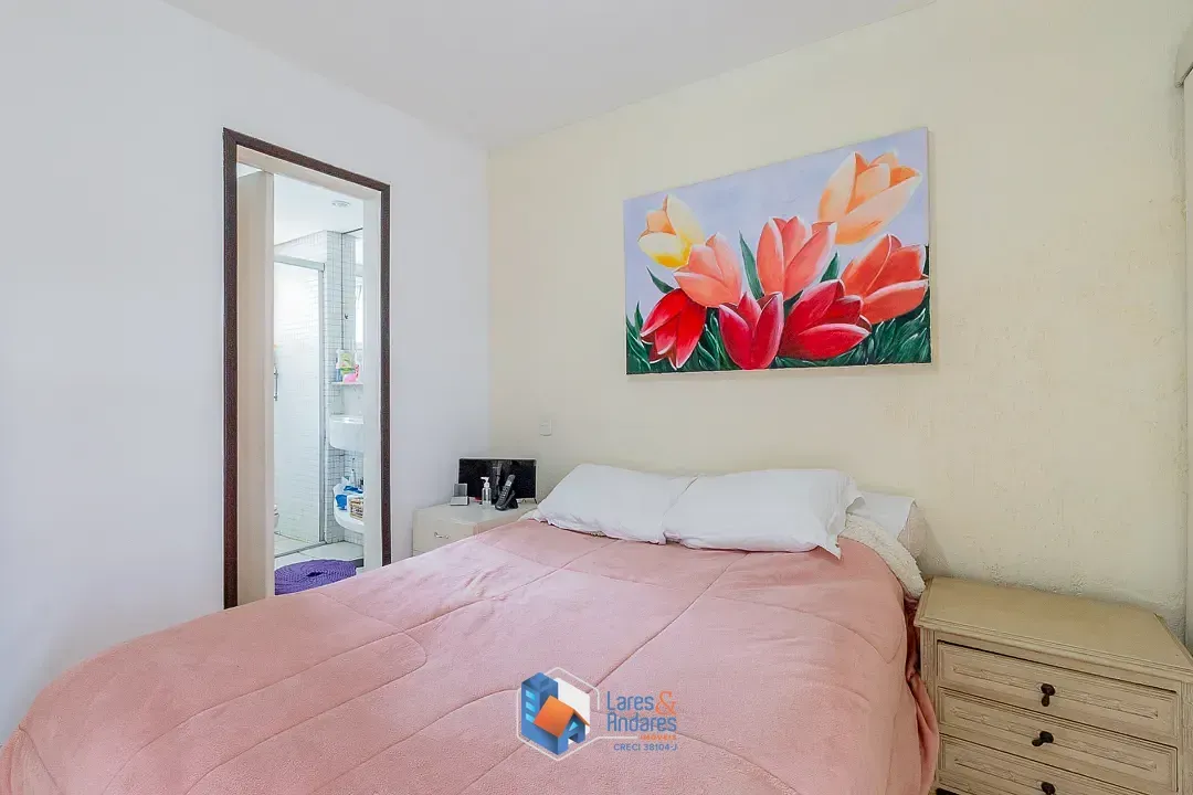 Imagem Cobertura para venda em Vila Suzana com 3 quartos, sendo 1 suíte, 137m²