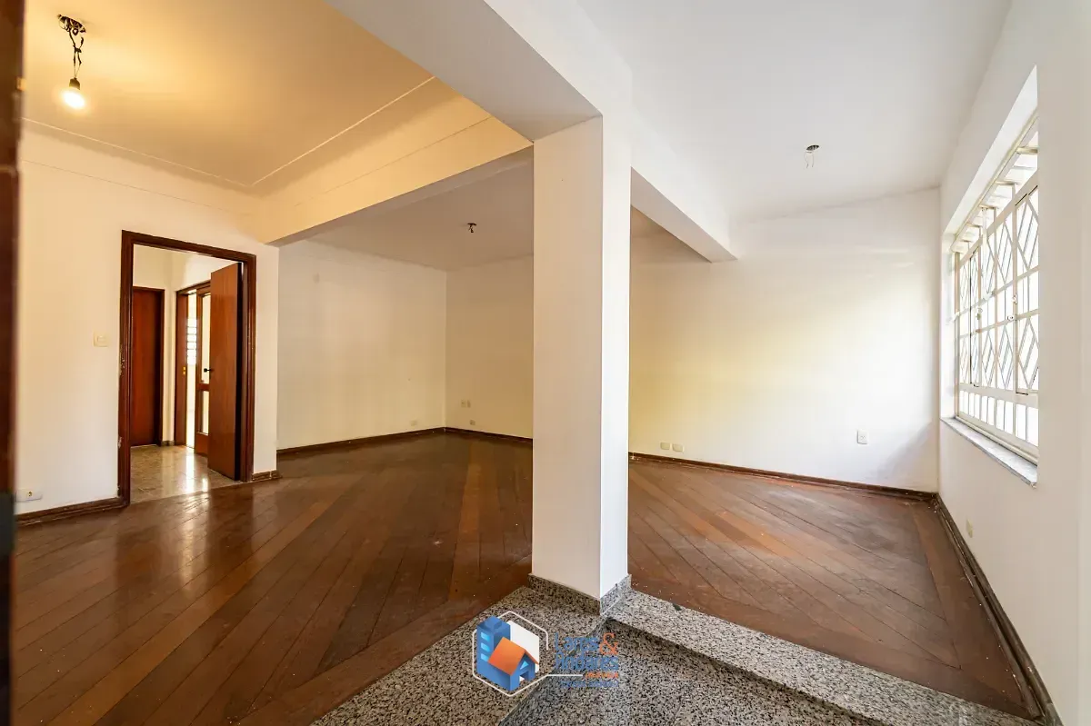 Imagem Casa para venda em Aclimação com 3 quartos, 278m²