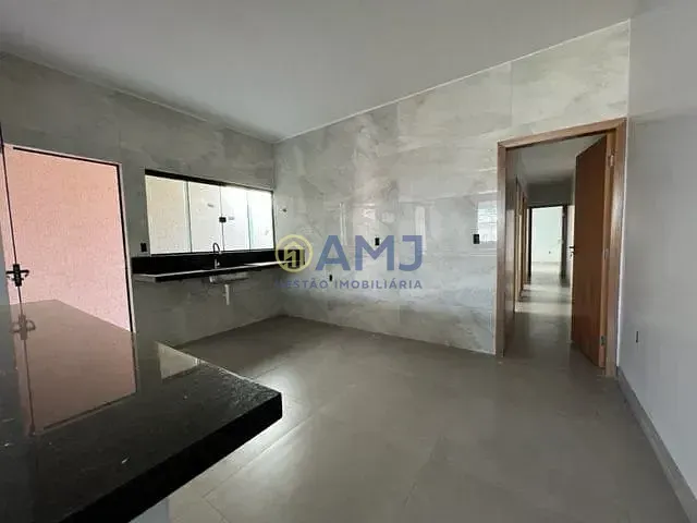 Imagem Casa no Jardim Itaipu - 3 quartos