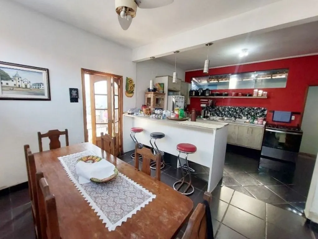 Imagem CASA COM 250,00 m² - BOQUEIRÃO - PRAIA GRANDE SP