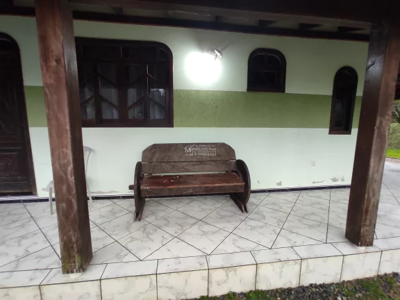 Imagem Sítio a venda em Major Gercino, tem casa de alvenaria com 2.500m² aproximadamente de área de plantio. De fácil acesso, 5Km do centro do Major Gercino