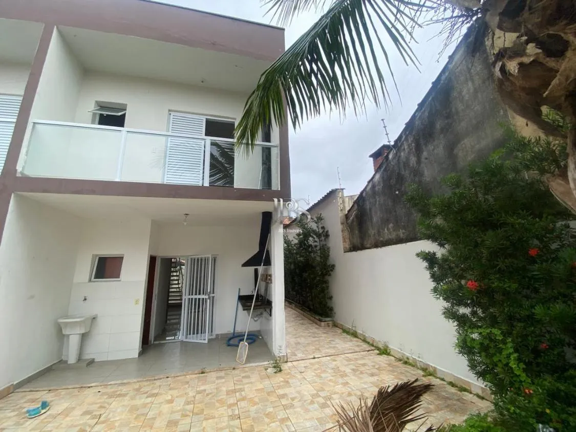 Imagem SOBRADO LADO PRAIA 2 SUITES E COM PISCINA PARA LOCAÇÃO DEFINITIVA NO LOTY EM ITANHAÉM