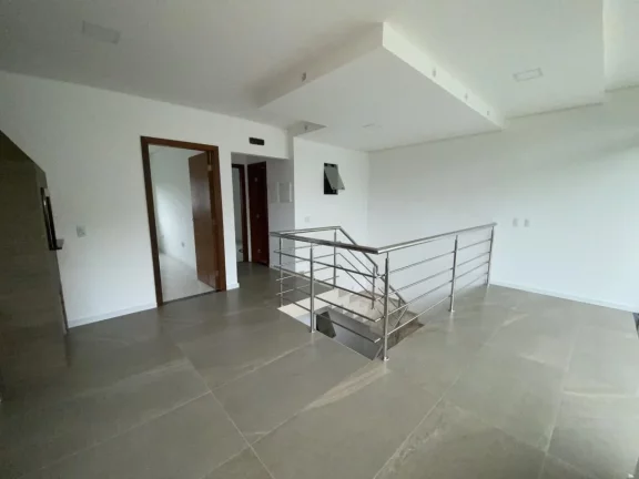 Imagem SOBRADO, 125 M², 2 SUÍTES + 1 QUARTO, BAL. ITAMAR