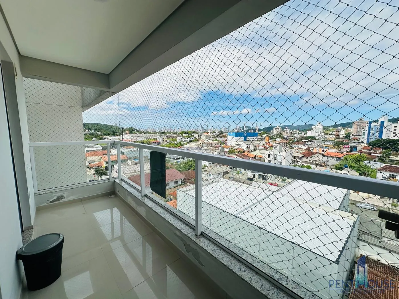 Imagem Apartamento Zona Central para Venda em Camboriú, CENTRO, 2 dormitórios, 1 suíte, 2 banheiros, 2 vagas
