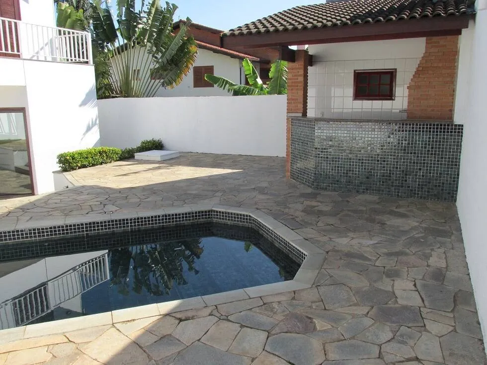 Imagem Sobrado para venda e locação em condomínio Residencial 6