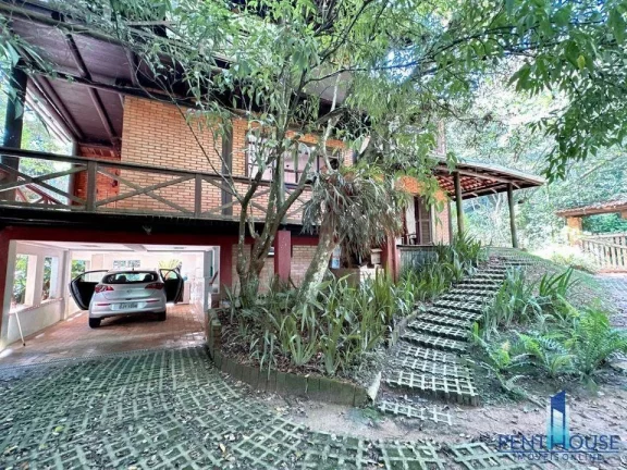 Imagem Casa para Venda em Balneário Camboriú, Praia do Estaleiro, 3 dormitórios, 1 suíte, 2 banheiros, 2 vagas