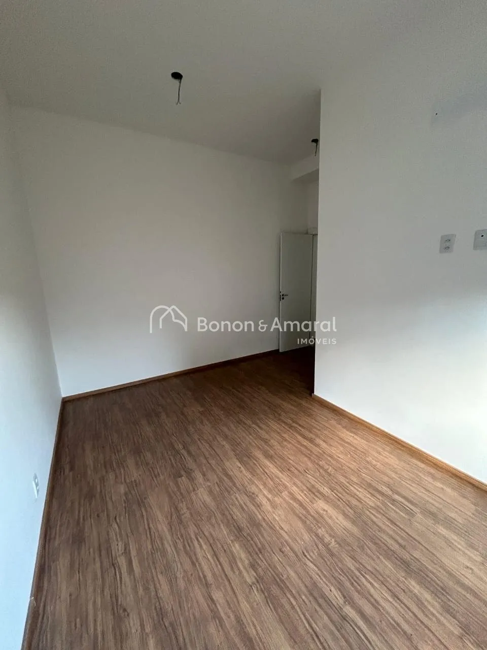 Foto do imóvel Apartamento Garden a venda com 2 Quartos sendo 1 suíte, 2 banheiros e 2 vagas Mansões Santo Antonio 61m² em Rua Lauro Vannucci, 997 - Parque Rural Fazenda Santa Cândida, Campinas - SP
