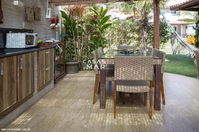 Imagem Casa de luxo em condomínio em Geribá, Armação dos Búzios-RJ: 4 suítes, 4 salas, 5 banheiros, 2 vagas de garagem e 350m² de área.