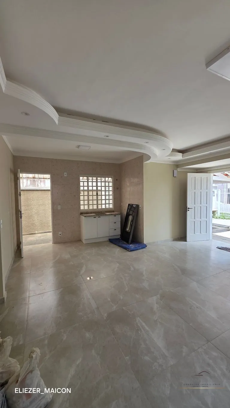 Imagem Casa à Venda com 3 quartos no bairro Jardim das Azaléias, Poços de Caldas - MG