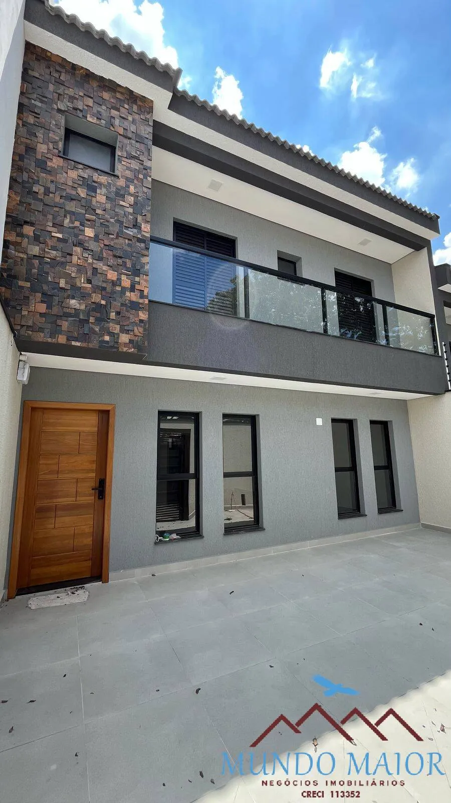 Imagem Sobrado à Venda novo- 154m2 -Vila Scarpelli - 3 dormitorios e 2 vagas !!