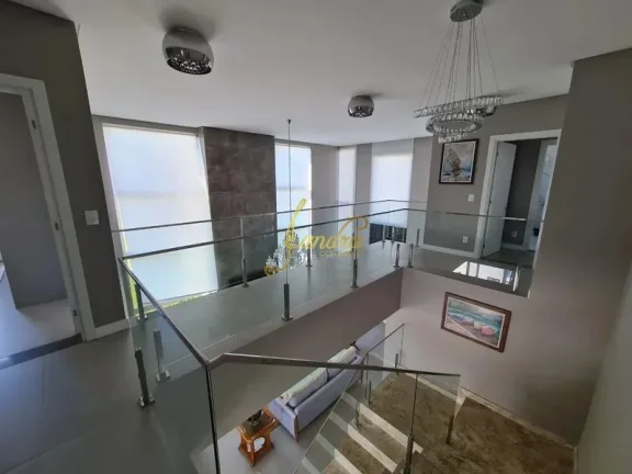 Imagem Sobrado finamente mobiliado e decorado beira de lago