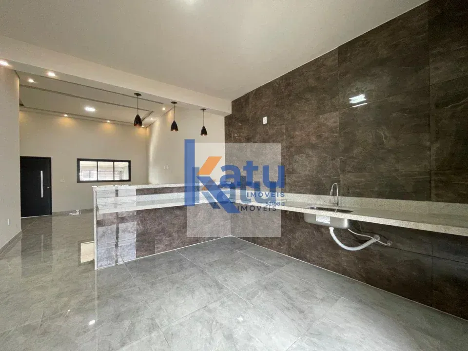 Imagem CASA NOVA À VENDA NO RESIDENCIAL GIRASSOL  ITUPEVA/SP
Casa nova, com excelente projeto arquitetô...