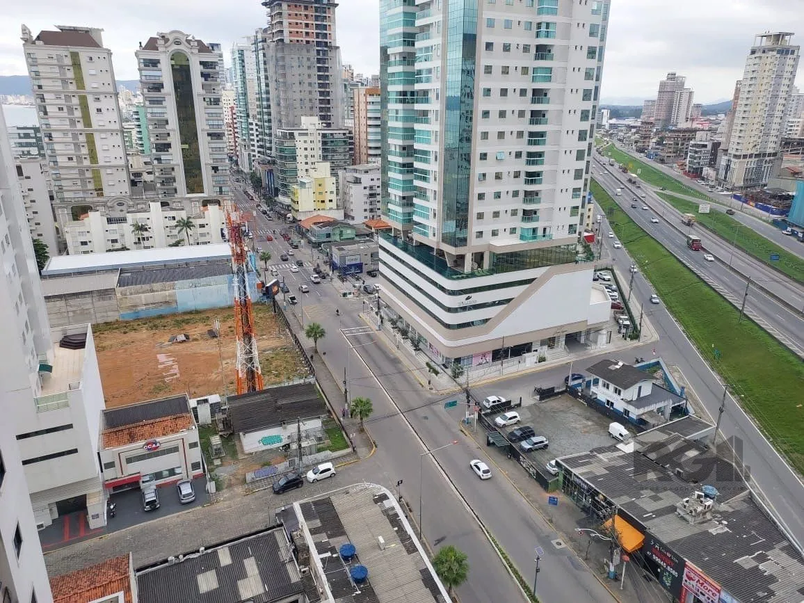 Imagem APARTAMENTO 3 SUITES - ANDAR ALTO - VISTA PARA O MAR - MEIA PRAIA - ITAPEMA - SC