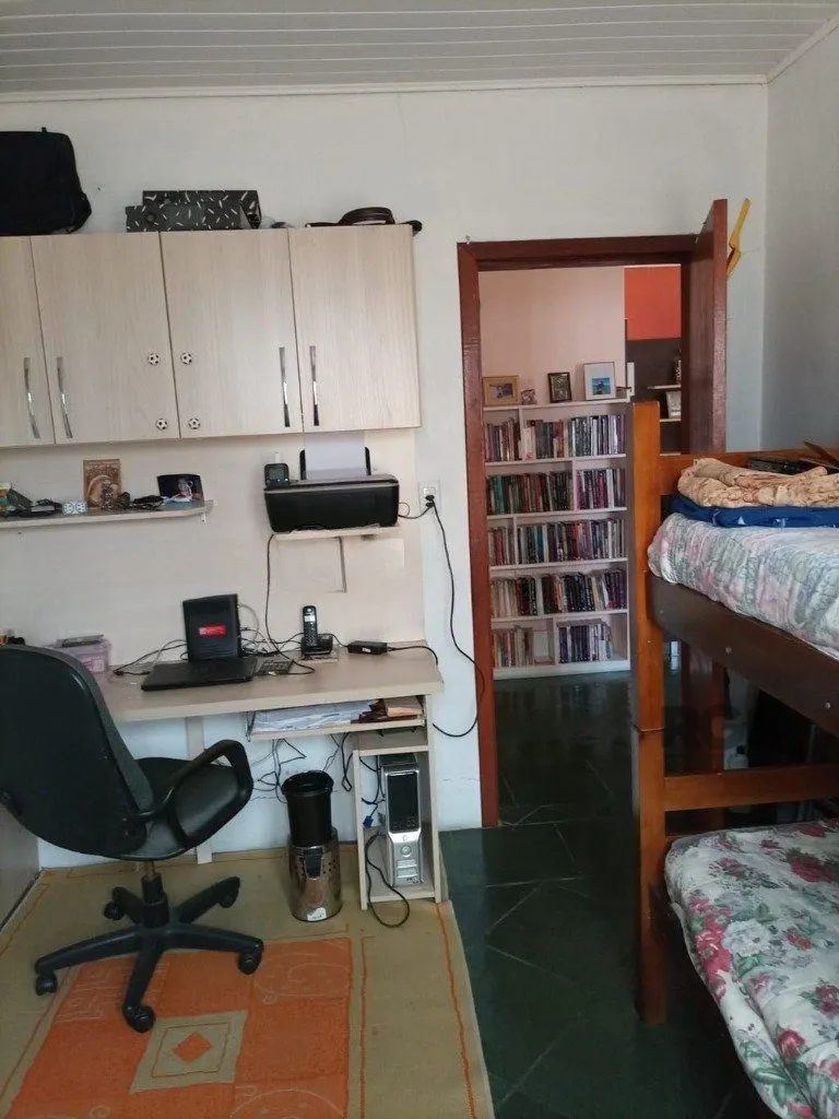 Imagem Casa 4 dormitórios no bairro Vila Ipiranga