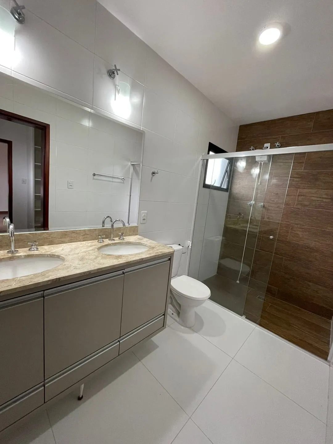 Imagem Casa à venda 3 Quartos, 1 Suite, 4 Vagas, 250M², Caminho Novo, Tremembé - SP | Campos do Conde 1
