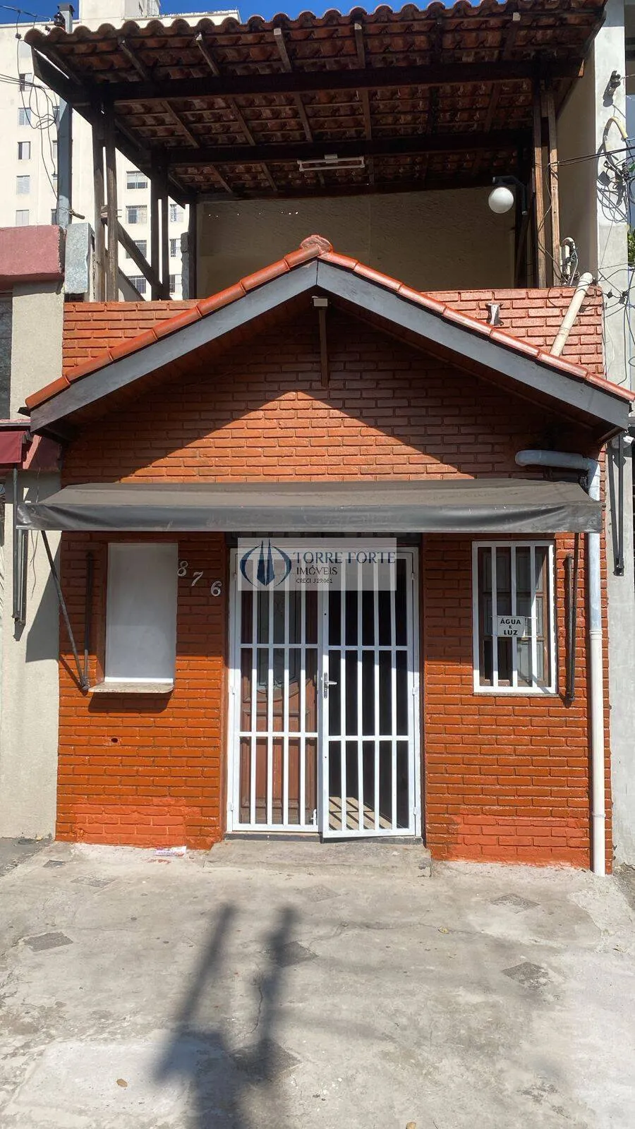 Foto do imóvel Casa Comercial com 85m² em excelente localização na Vila Gomes Cardim em Rua Emílio Mallet