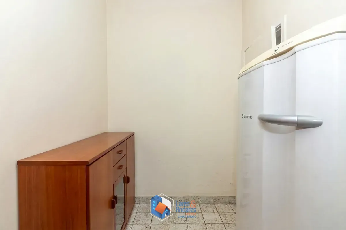 Imagem Sobrado para venda em Vila Cordeiro com 4 quartos, sendo 1 suíte, 160m²