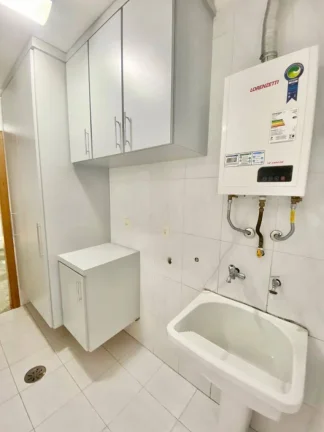Imagem Sobrado Maravilhoso 174 m² 3 Dormitórios sendo 1 Suíte e 2 Vagas