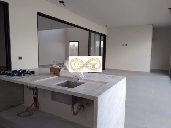 Imagem Venha se encantar com esta belíssima casa localizada em um dos melhores bairros da cidade!