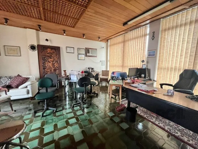 Imagem Prédio Comercial em São Geraldo
