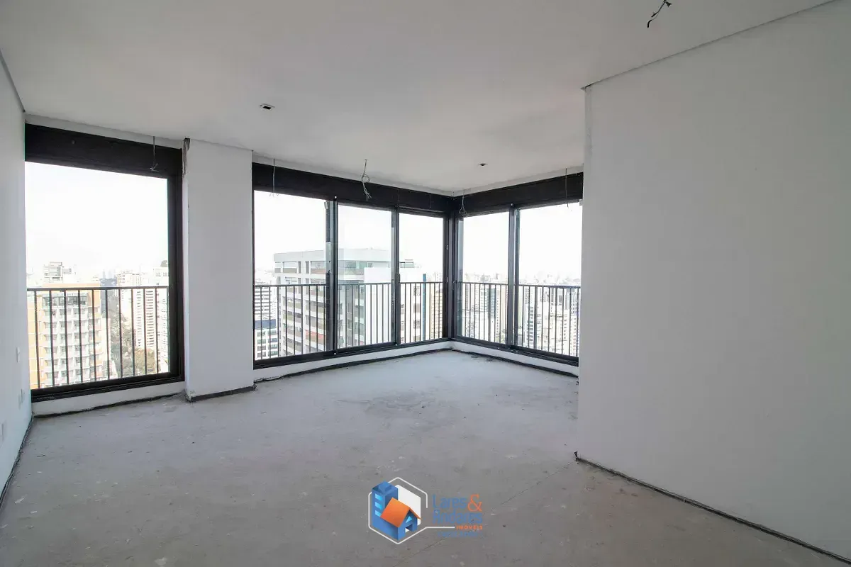 Imagem Cobertura para venda em Moema com 4 quartos, sendo 4 suítes, 688m²