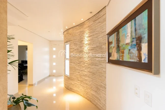 Imagem Sobrado à venda em condomínio com 3 quartos (sendo 1 suíte master com closet, banheiro social e s...