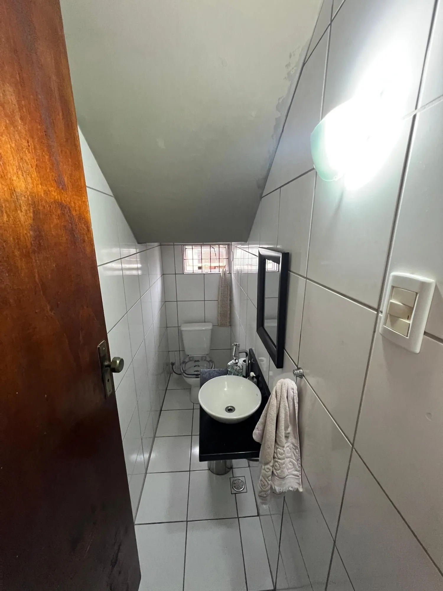 Imagem Casa Residencial Semimobiliada com 2 Suítes e Piscina em Viamão, RS