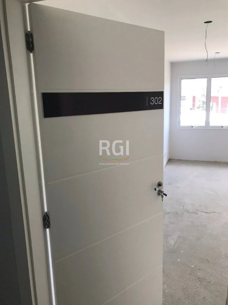 Imagem Conjunto/Sala para Venda - 123m², 0 dormitórios, 3 vagas - São João