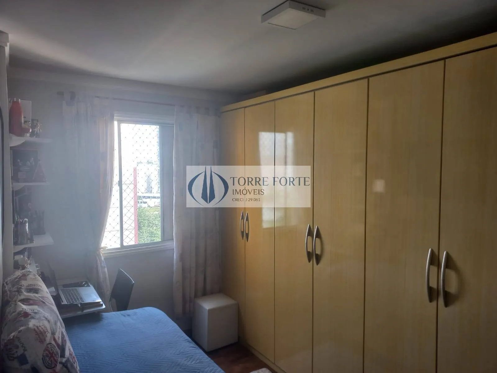 Imagem Apartamento com 2 dormitórios, 1 vaga de garagem, Jardim Celeste