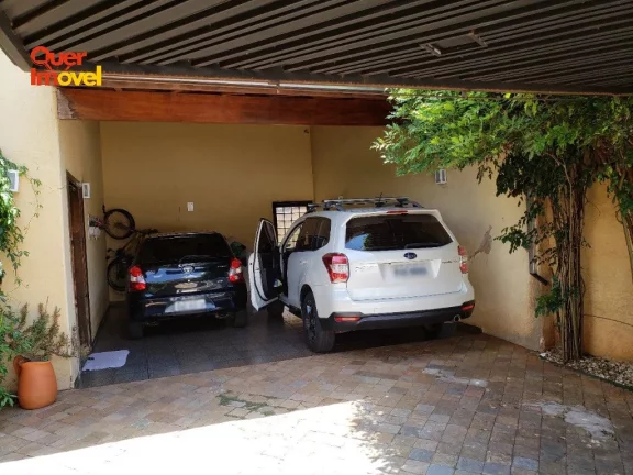 Imagem Imperdível Casa à Venda em Ribeirão Preto-SP, Alto da Boa Vista - 4 Quartos, 2 Suítes, 2 Salas, 5 Banheiros, 2 Vagas - 360 m²!