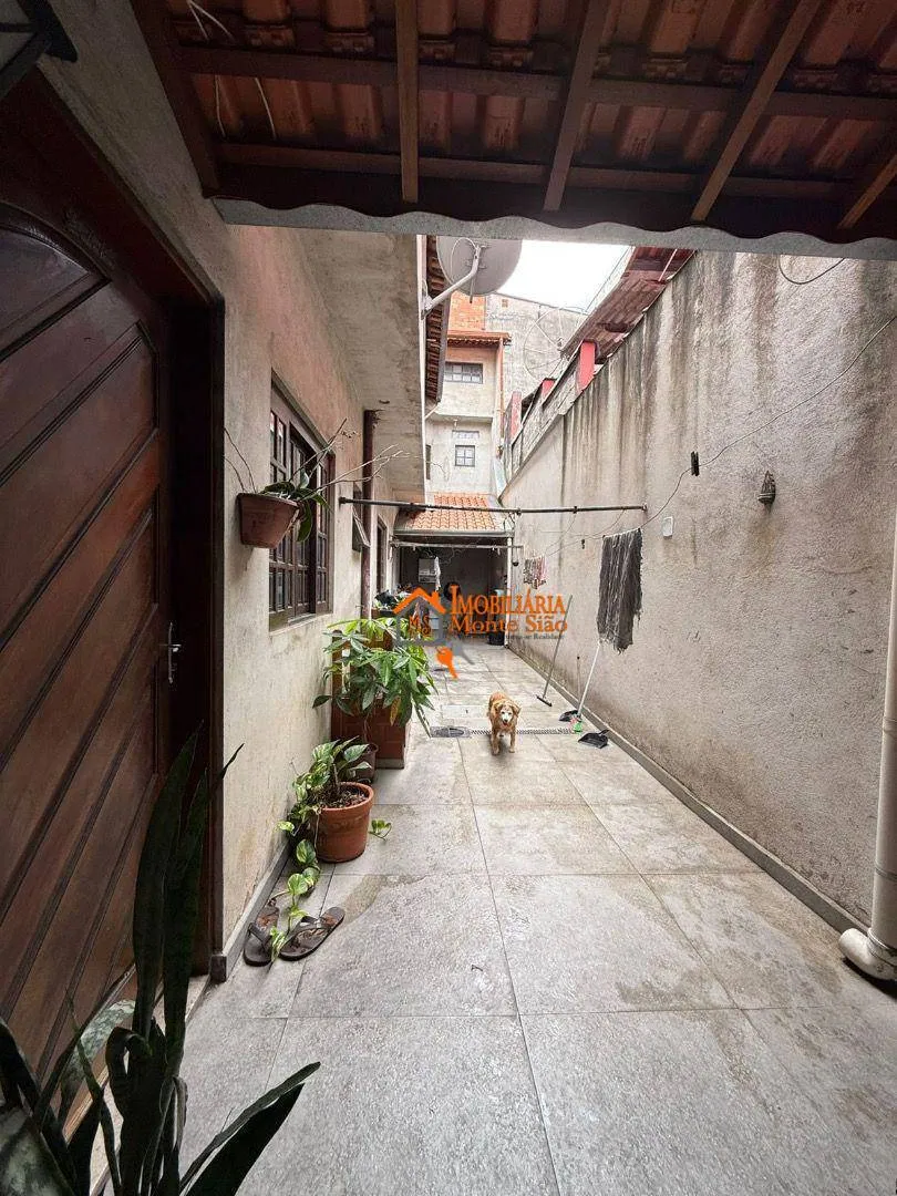 Imagem Sobrado com 3 dormitórios à venda, 253 m² por R$ 650.000,00 - Vila Rio de Janeiro - Guarulhos/SP